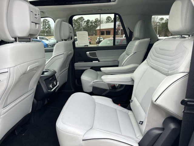 New 2026 Ford Expedition Max Platinum w/ Platinum Ultimate Package AWD/4WD image 20