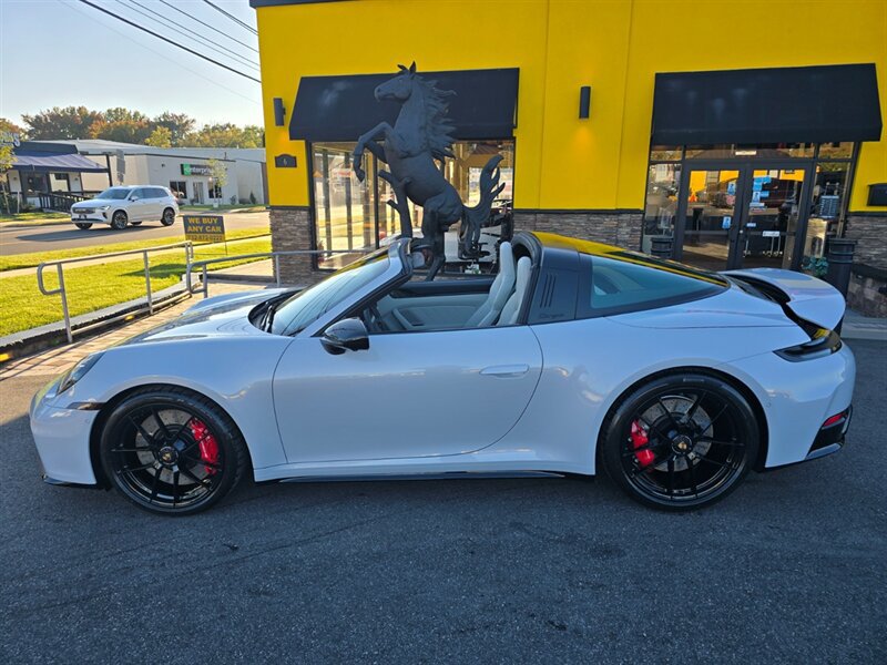 Used 2026 Porsche 911 Targa 4 GTS AWD/4WD image 32