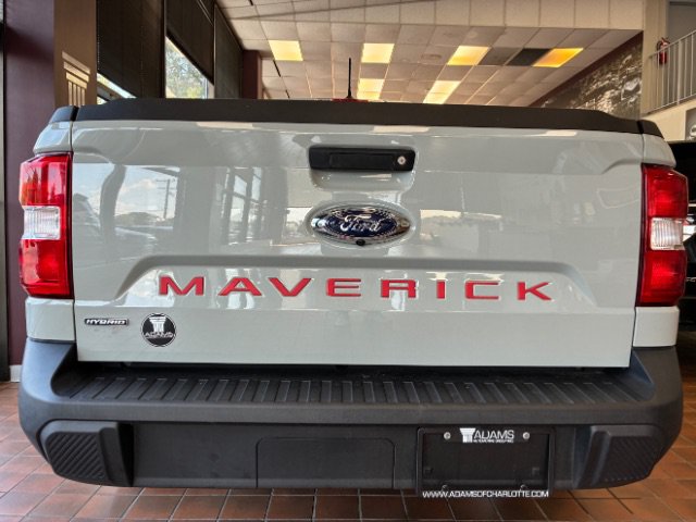 Used 2023 Ford Maverick Lariat FWD image 10