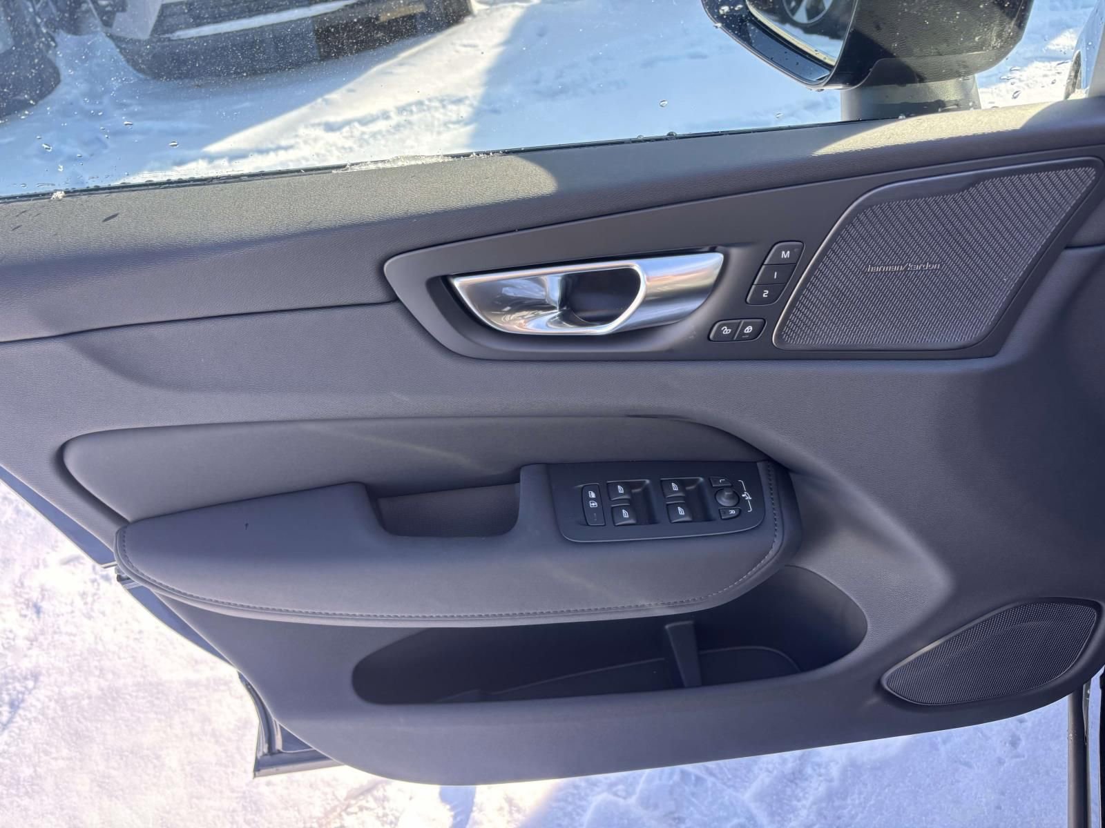 New 2026 Volvo XC60 B5 Plus w/ Protection Package Premier image 11