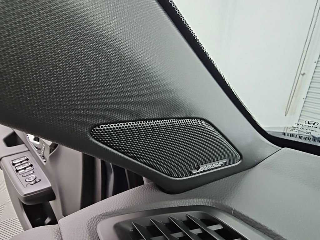 Used 2024 Honda CR-V Sport Touring image 32