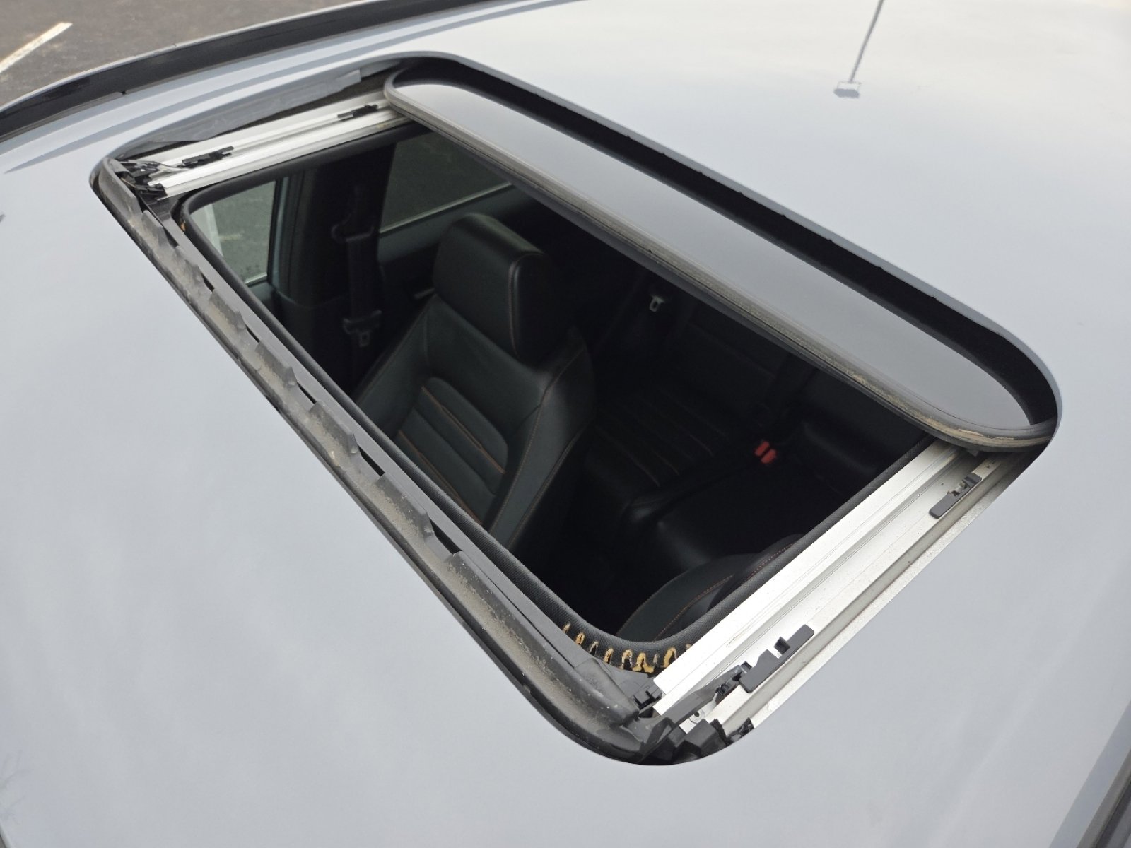 Certified 2024 Honda CR-V Sport Touring image 4