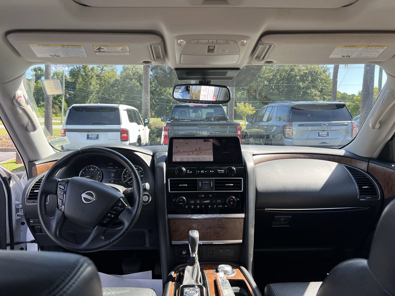 Used 2023 Nissan Armada SL w/ Captain's Chairs Package AWD/4WD image 31