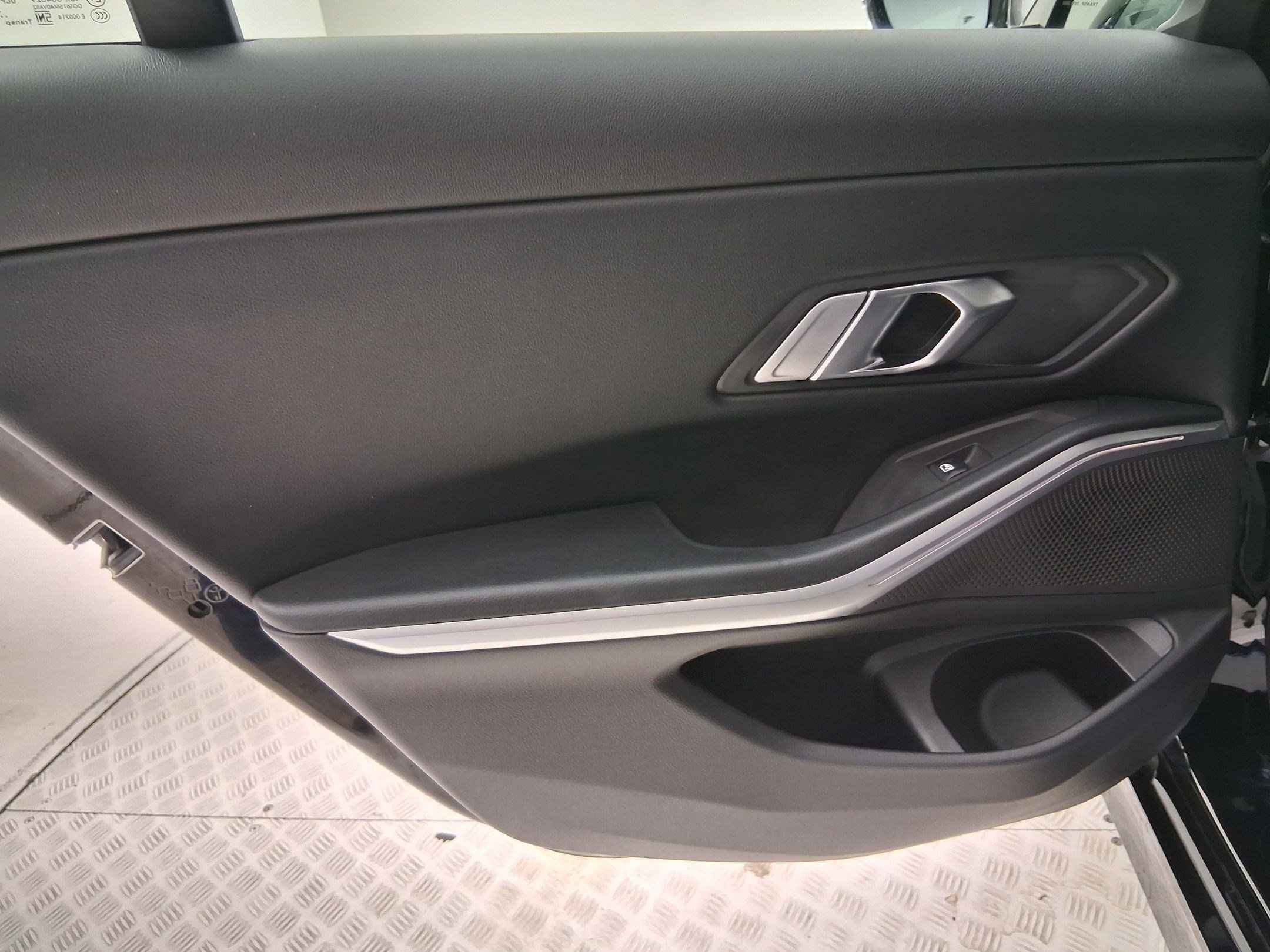 Certified 2023 BMW 330i Sedan w/ Convenience Package RWD image 28
