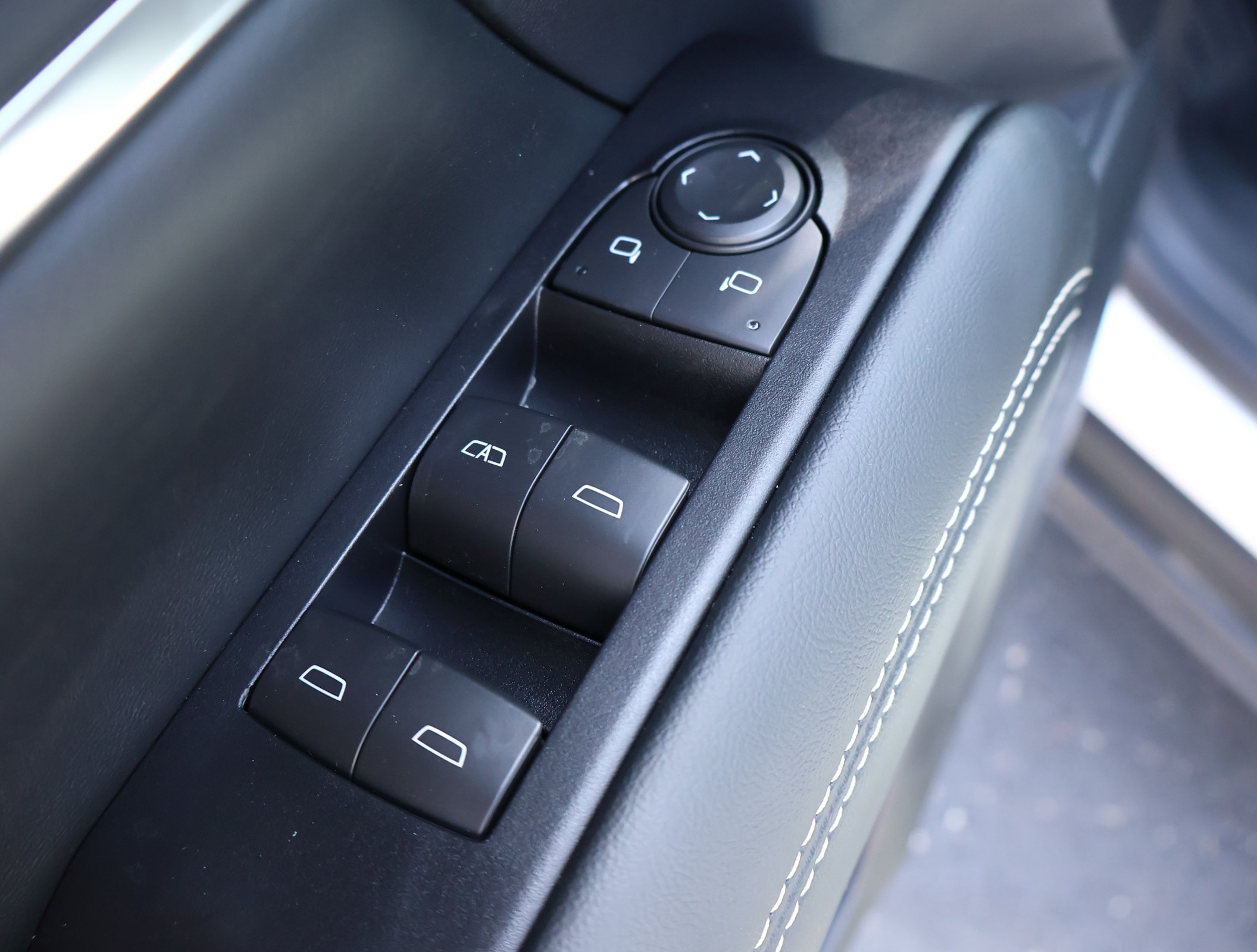 Used 2026 GMC Terrain Elevation FWD image 8