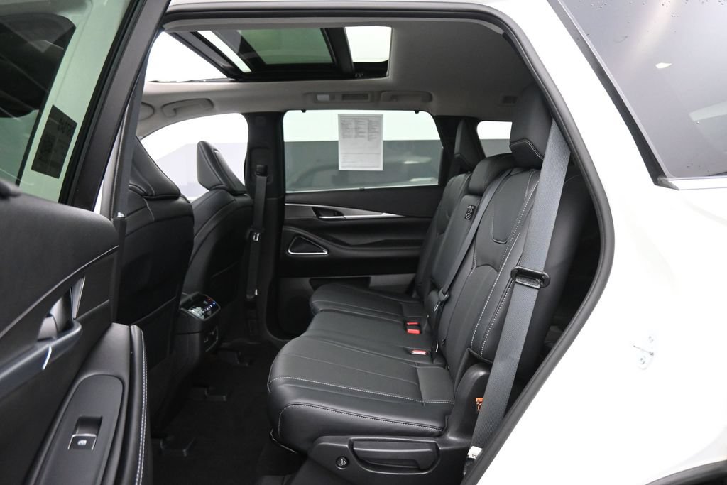 Used 2023 INFINITI QX60 Luxe w/ Performance Audio Package FWD image 20