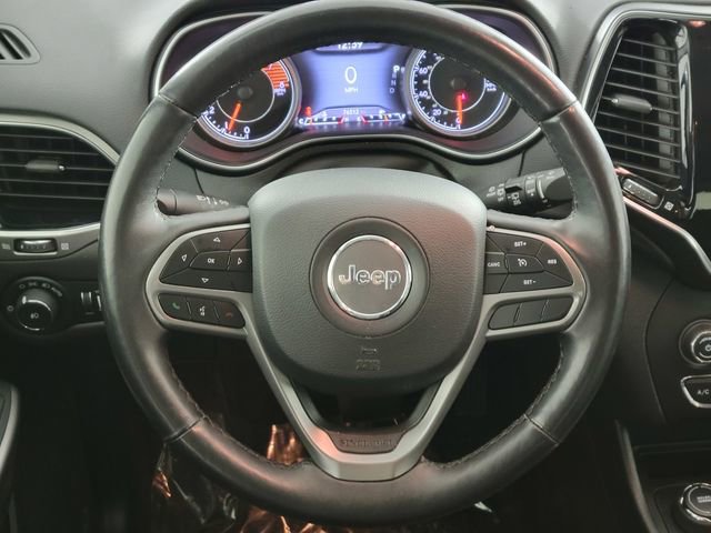 Used 2019 Jeep Cherokee Limited image 25