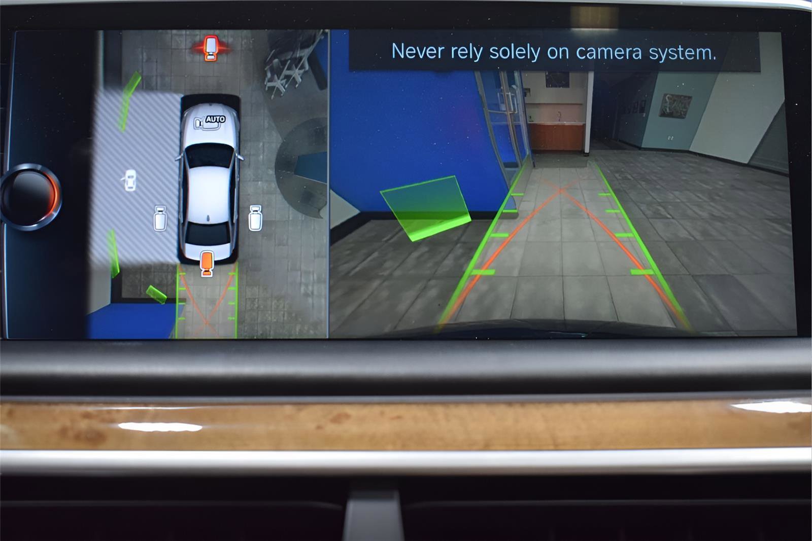 Used 2017 BMW 750i xDrive image 19