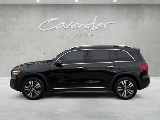 Used 2025 Mercedes-Benz GLB 250 4MATIC image 13