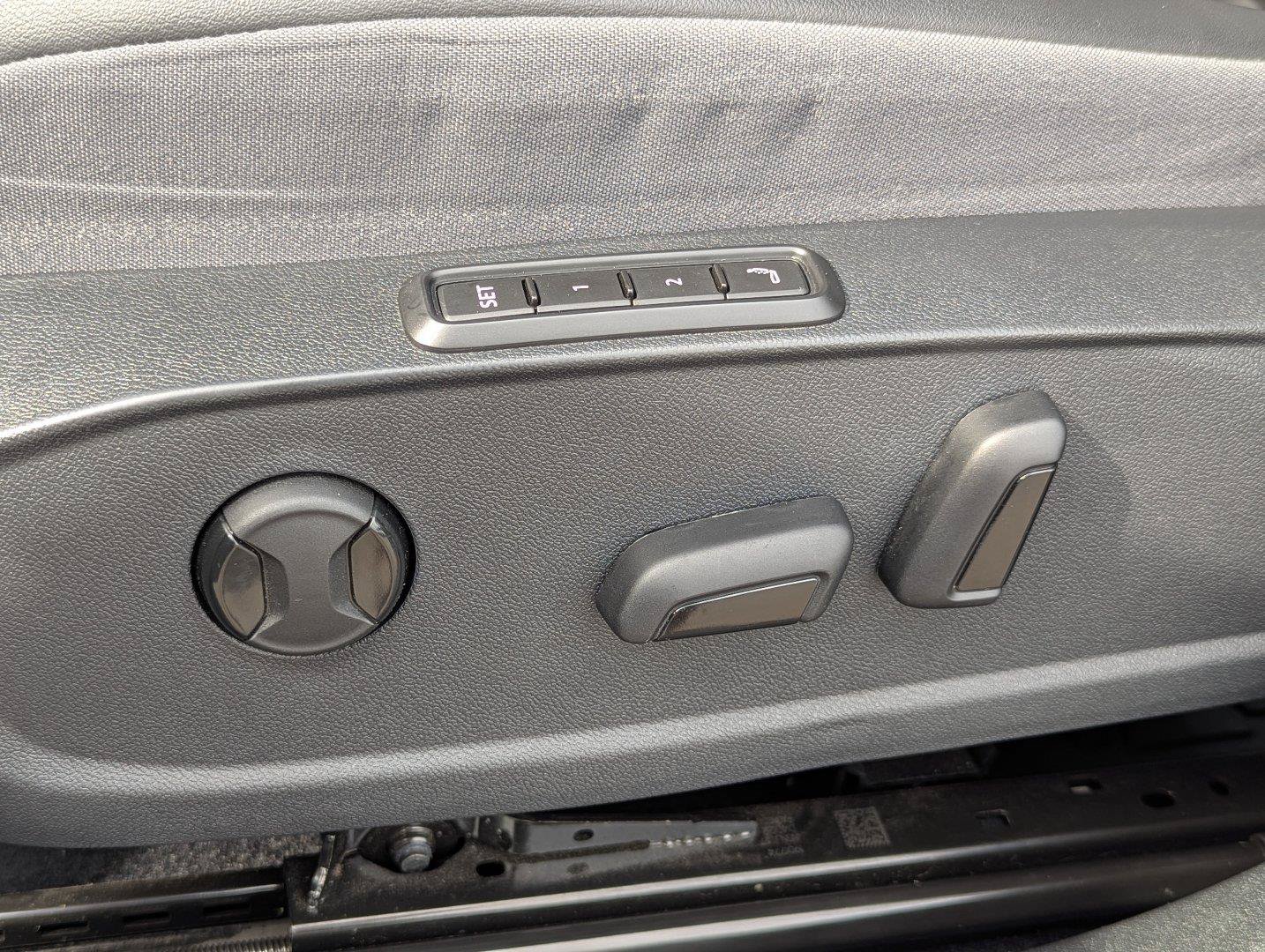 Certified 2023 Volkswagen ID.4 Pro S AWD/4WD image 28