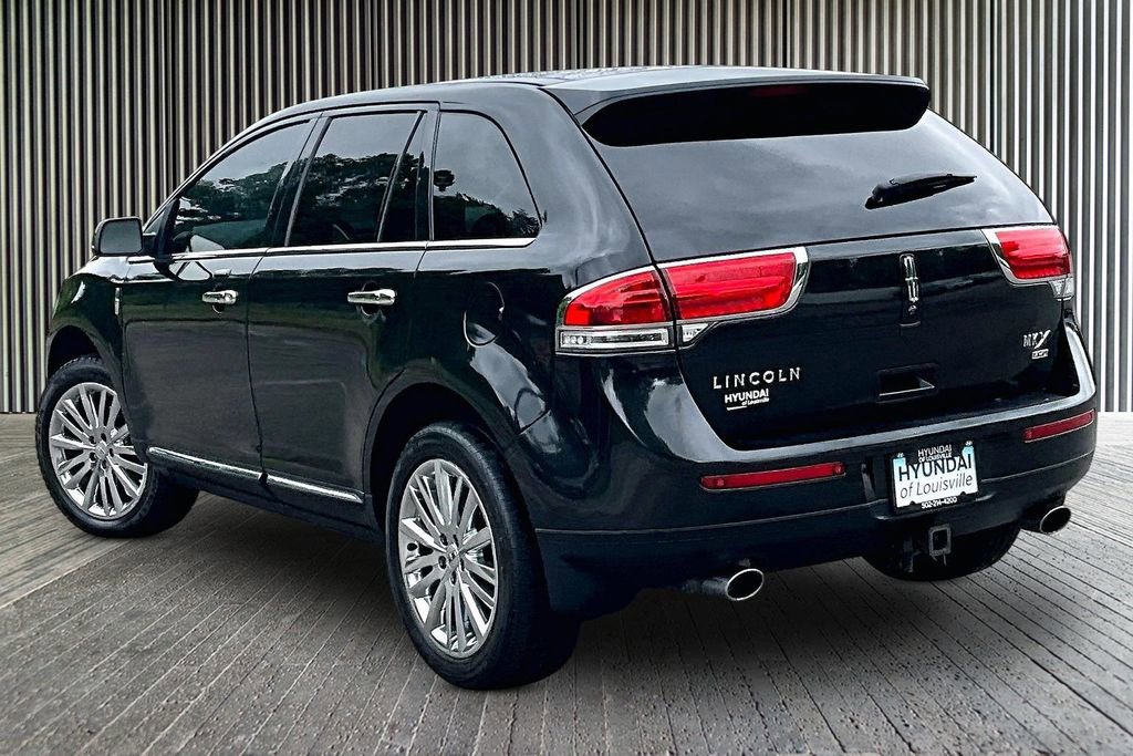 Used 2015 Lincoln MKX AWD w/ Equipment Group 102A image 3