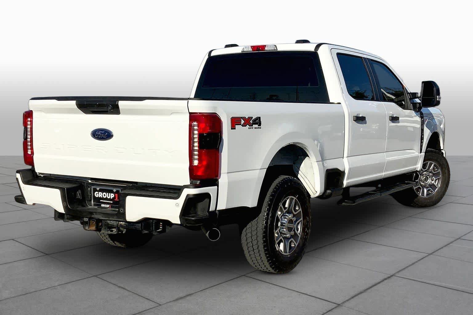 Used 2025 Ford F250 XL w/ STX Appearance Package AWD/4WD image 13