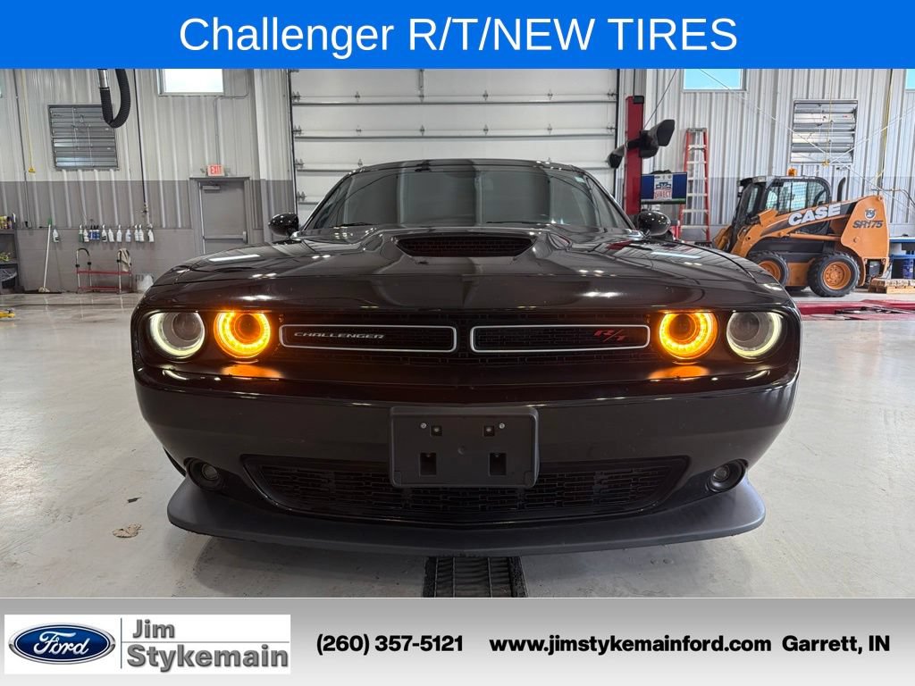Used 2020 Dodge Challenger R/T RWD image 14