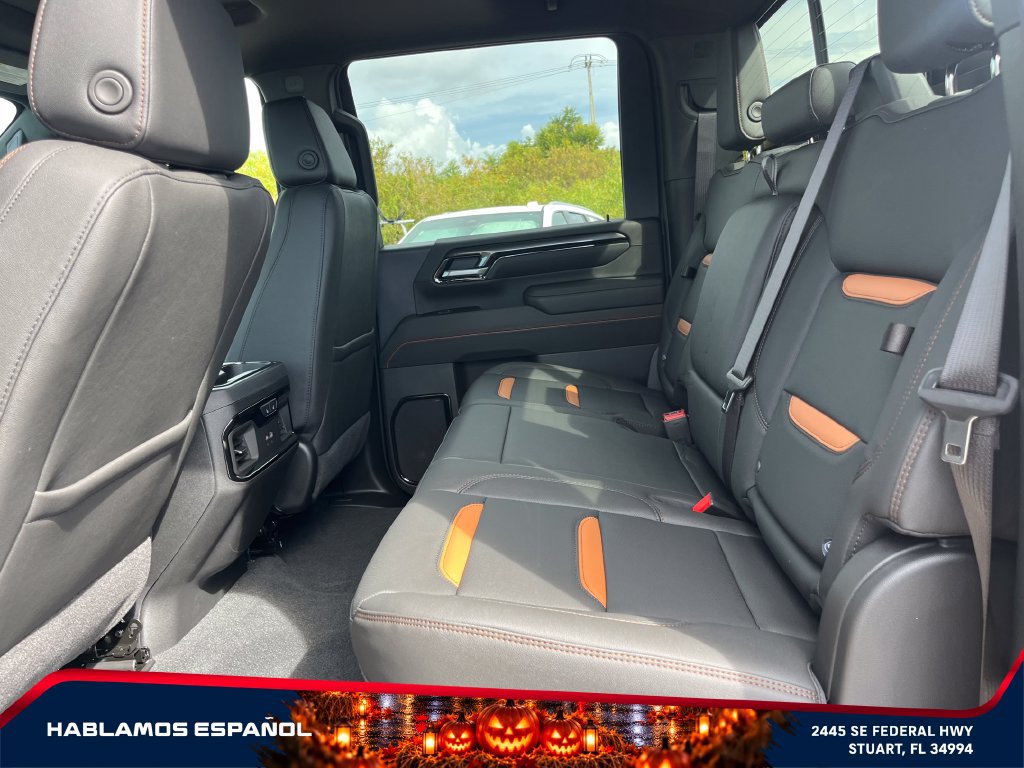 New 2026 GMC Sierra 2500 AT4 w/ AT4 Premium Plus Package AWD/4WD image 11
