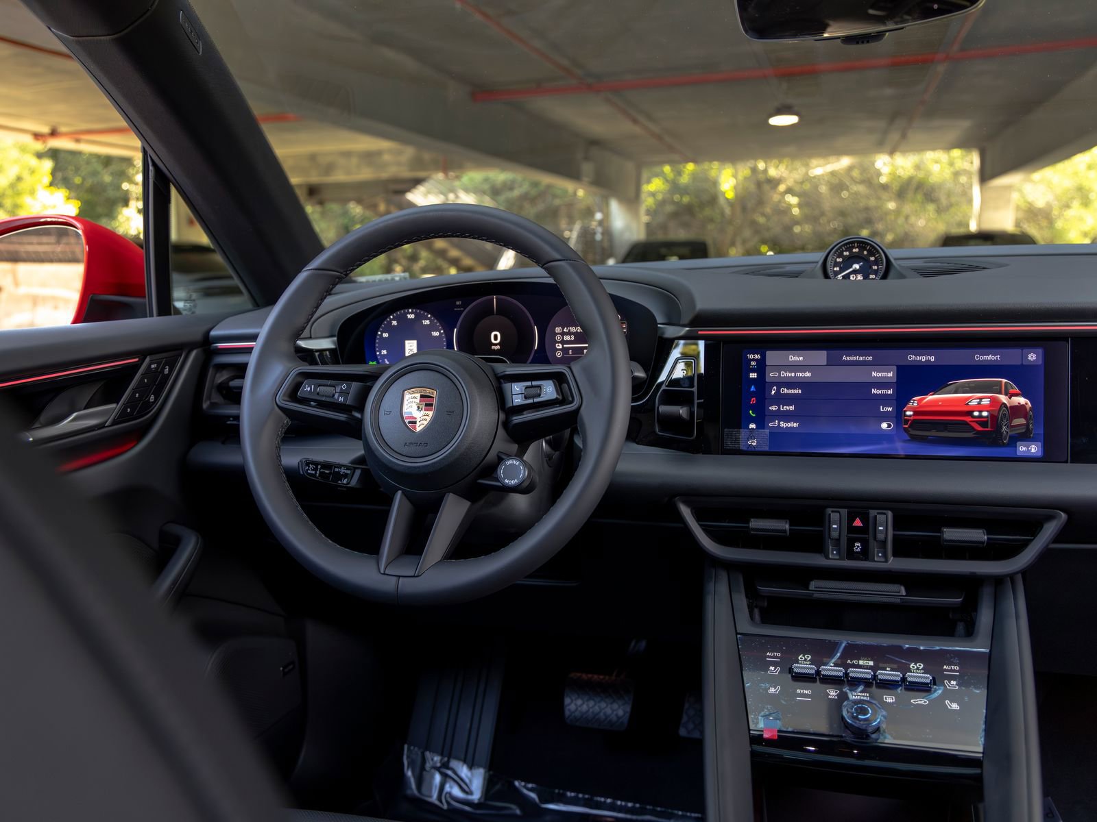 New 2026 Porsche Macan 4 Electric AWD/4WD image 40