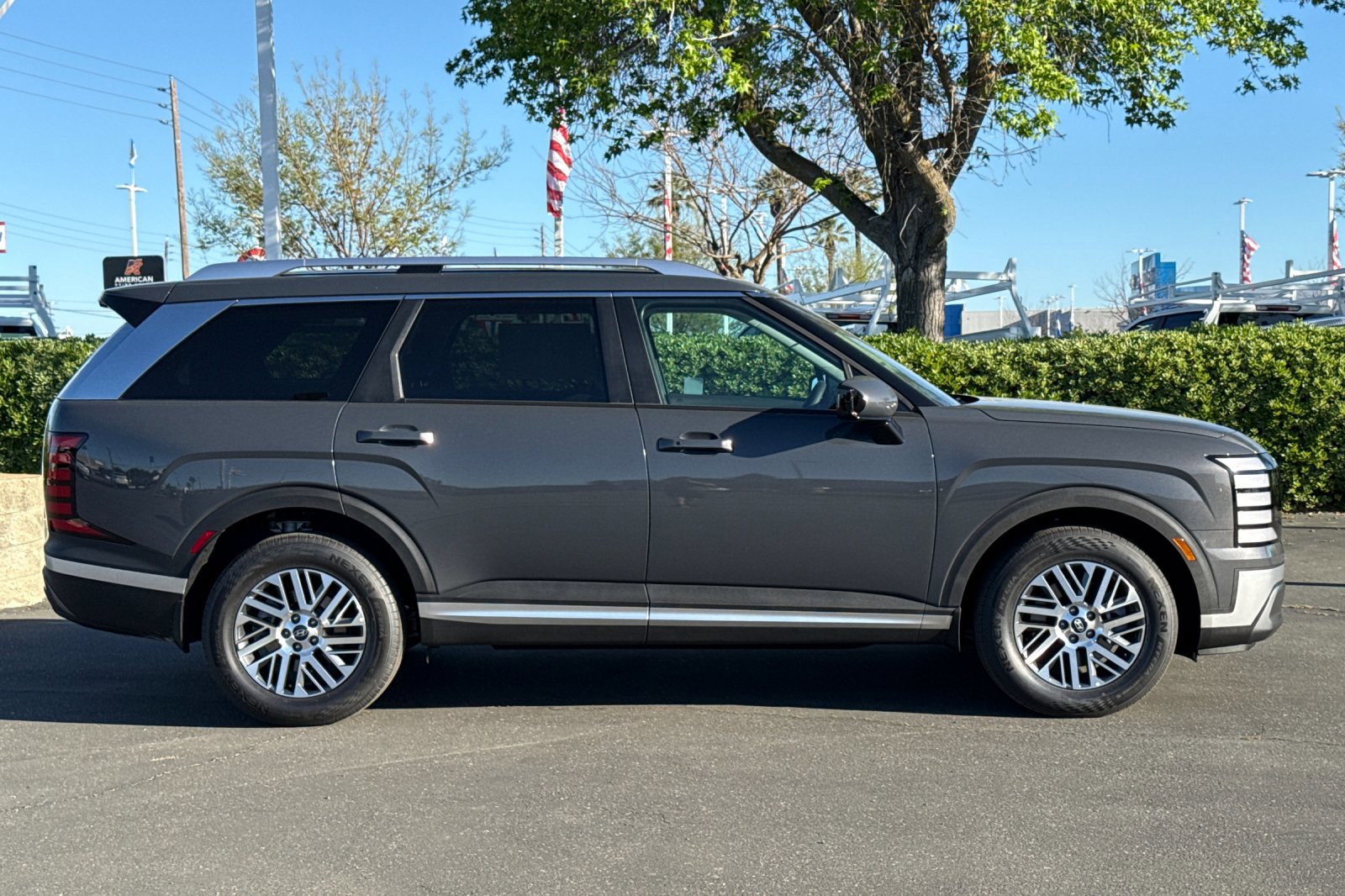 New 2026 Hyundai Palisade SEL FWD image 3