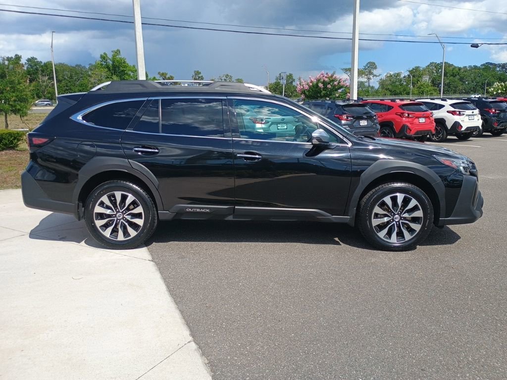 Certified 2023 Subaru Outback Touring AWD/4WD image 4