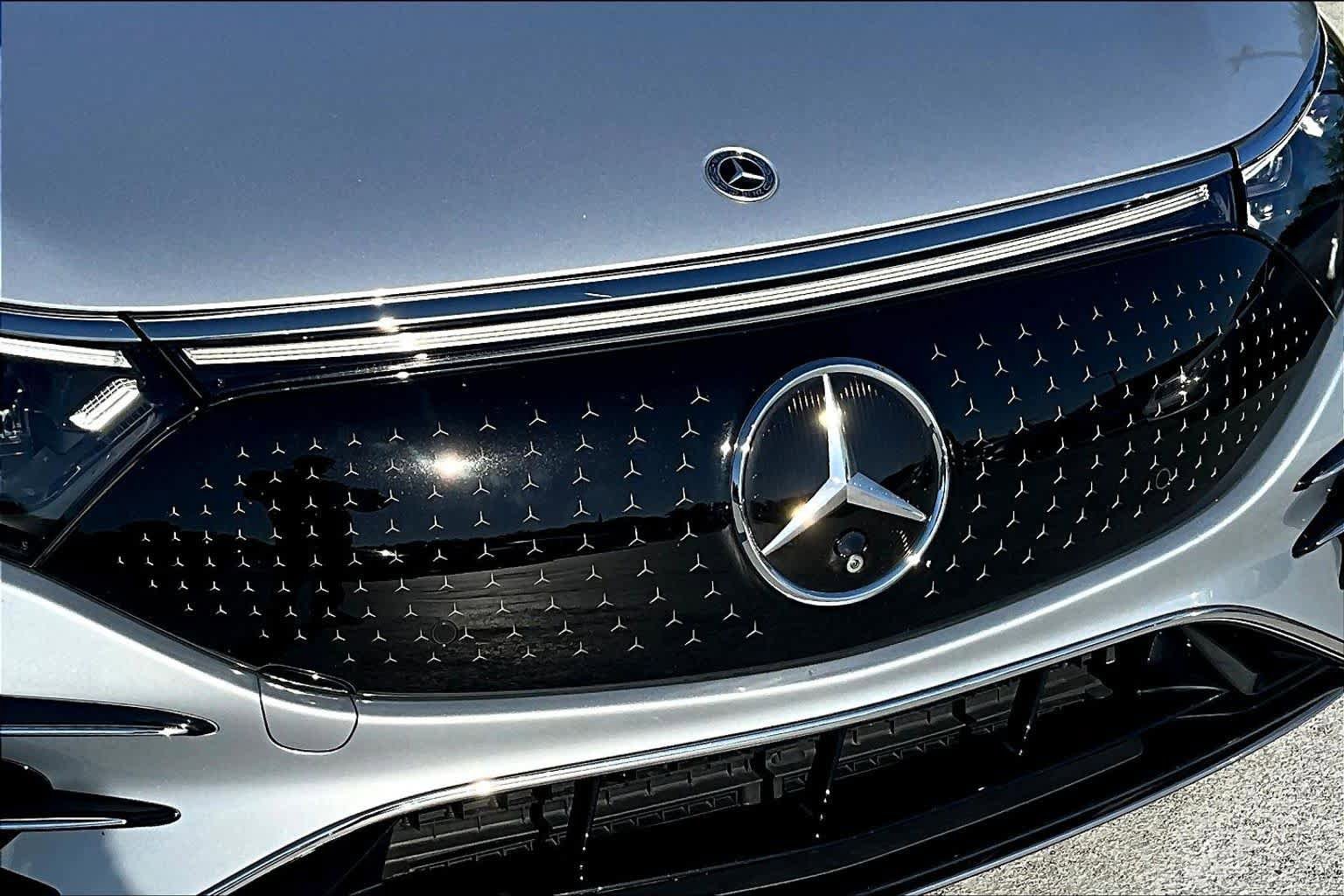 Used 2023 Mercedes-Benz EQS 580 4MATIC Sedan image 29