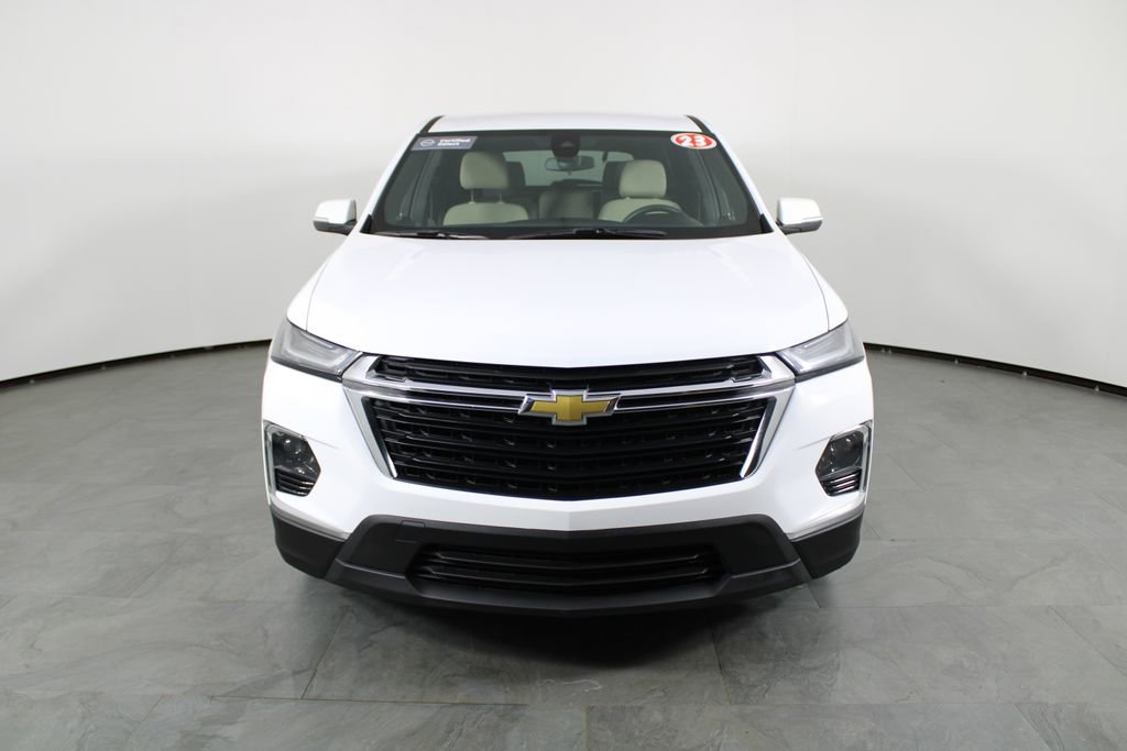 Used 2023 Chevrolet Traverse LS w/ Safety Package FWD image 10
