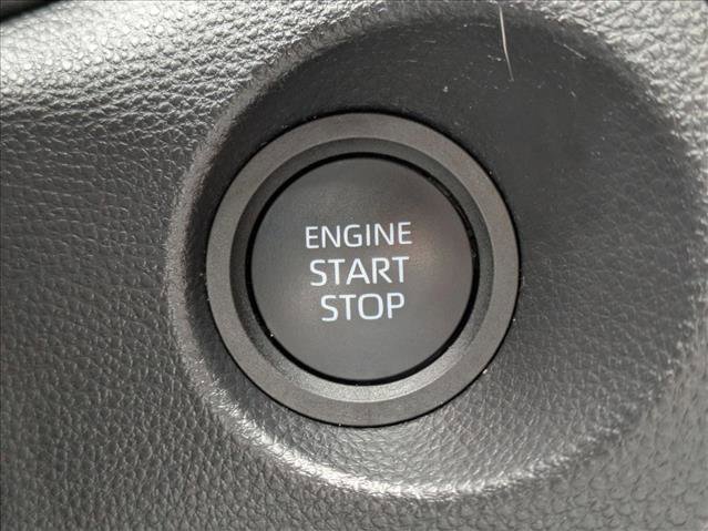 Certified 2026 Toyota Corolla Cross XLE w/ Convenience Package image 16