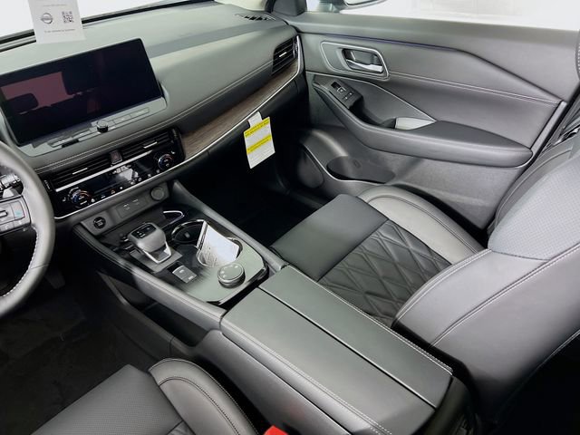 New 2025 Nissan Rogue Platinum w/ Platinum Premium Package image 21