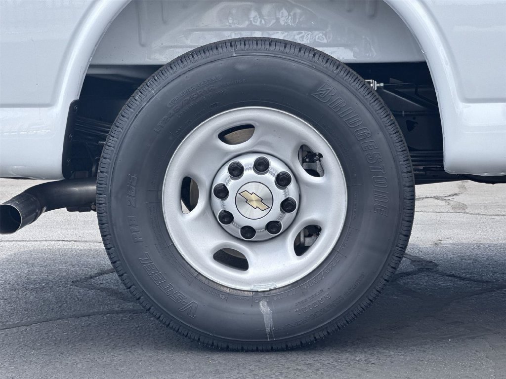 New 2026 Chevrolet Express 2500 LS RWD image 31