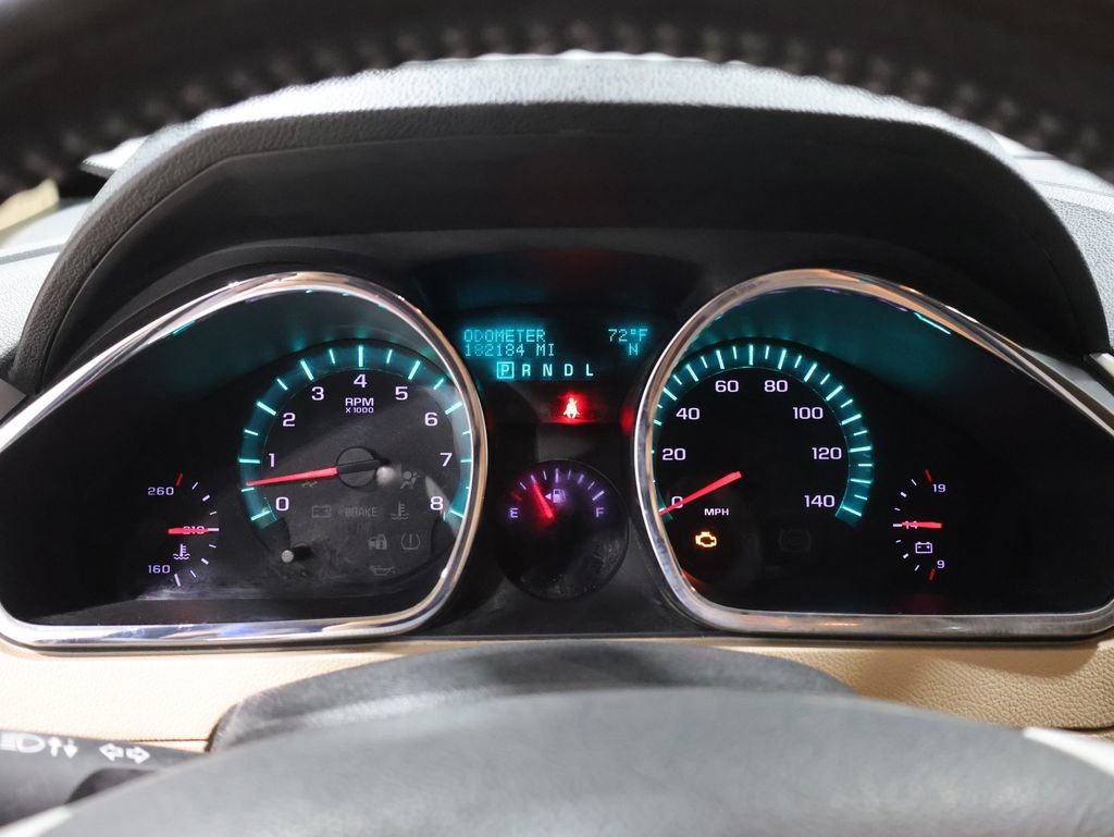 Used 2011 Chevrolet Traverse LTZ AWD/4WD image 38