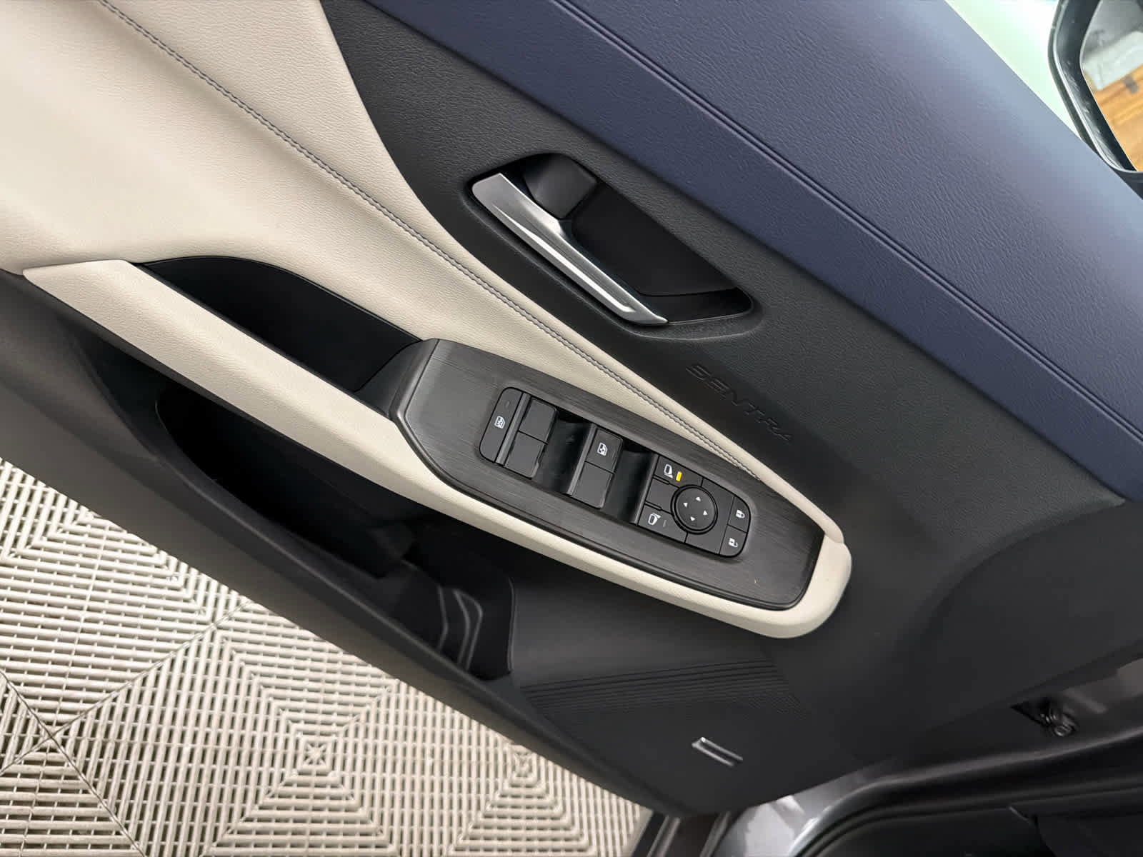 New 2026 Nissan Sentra SL w/ Floor Mat Package image 22