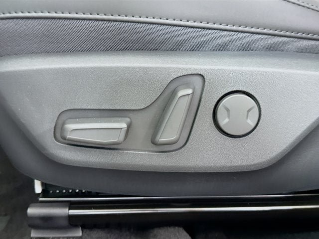 New 2026 Kia Niro Wind FWD image 23