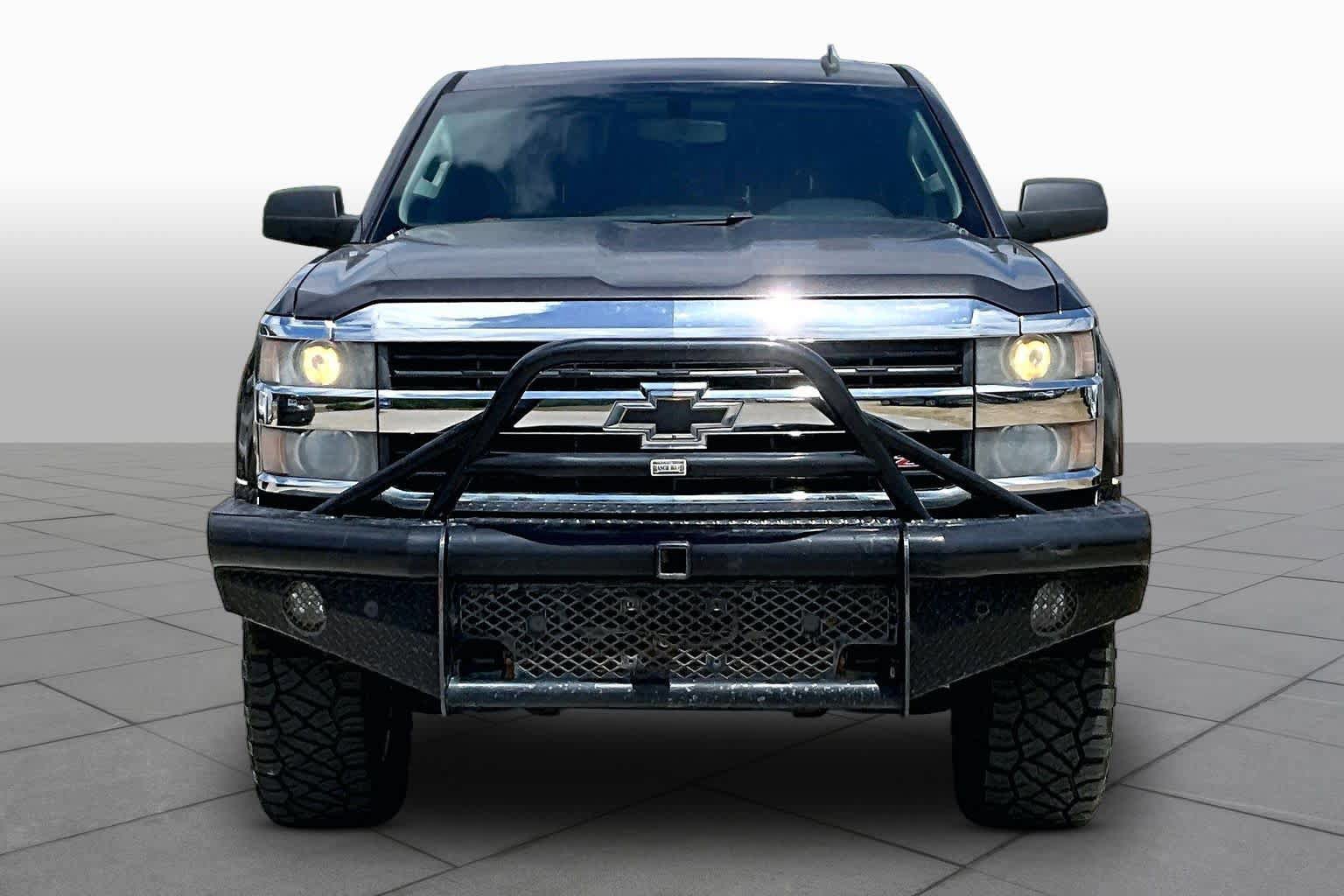 Used 2015 Chevrolet Silverado 2500 LT w/ LT Convenience Package AWD/4WD image 3
