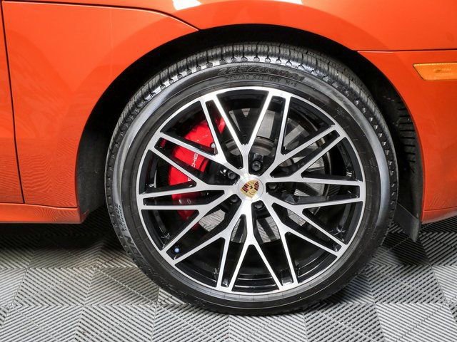 Certified 2022 Porsche Macan GTS w/ Premium Package Plus image 39