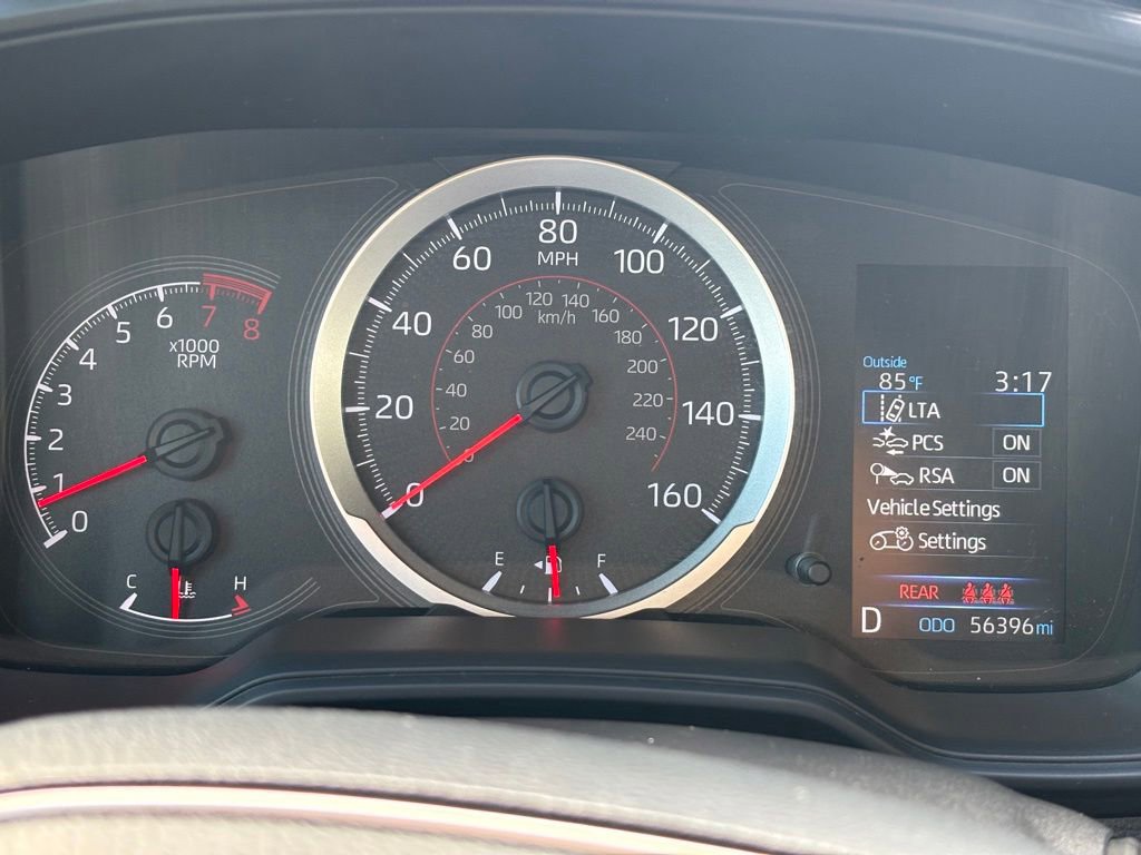 Used 2020 Toyota Corolla SE FWD image 19