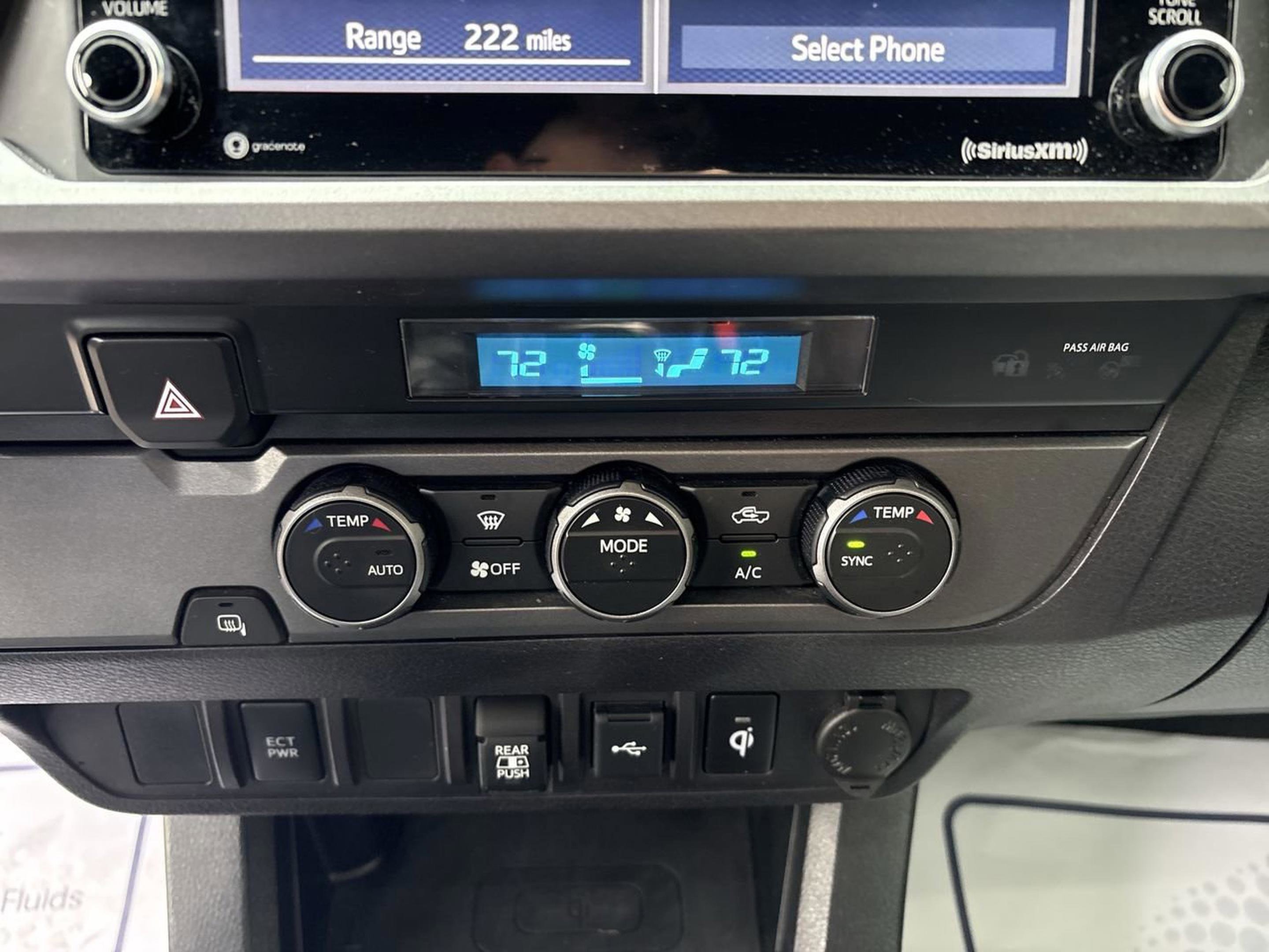 Used 2021 Toyota Tacoma TRD Sport image 11