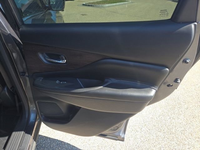 Used 2019 Nissan Murano Platinum AWD/4WD image 12