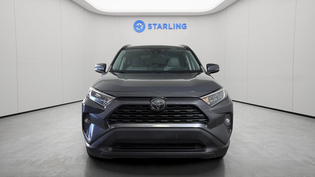 Used 2020 Toyota RAV4 XLE Premium FWD image 16