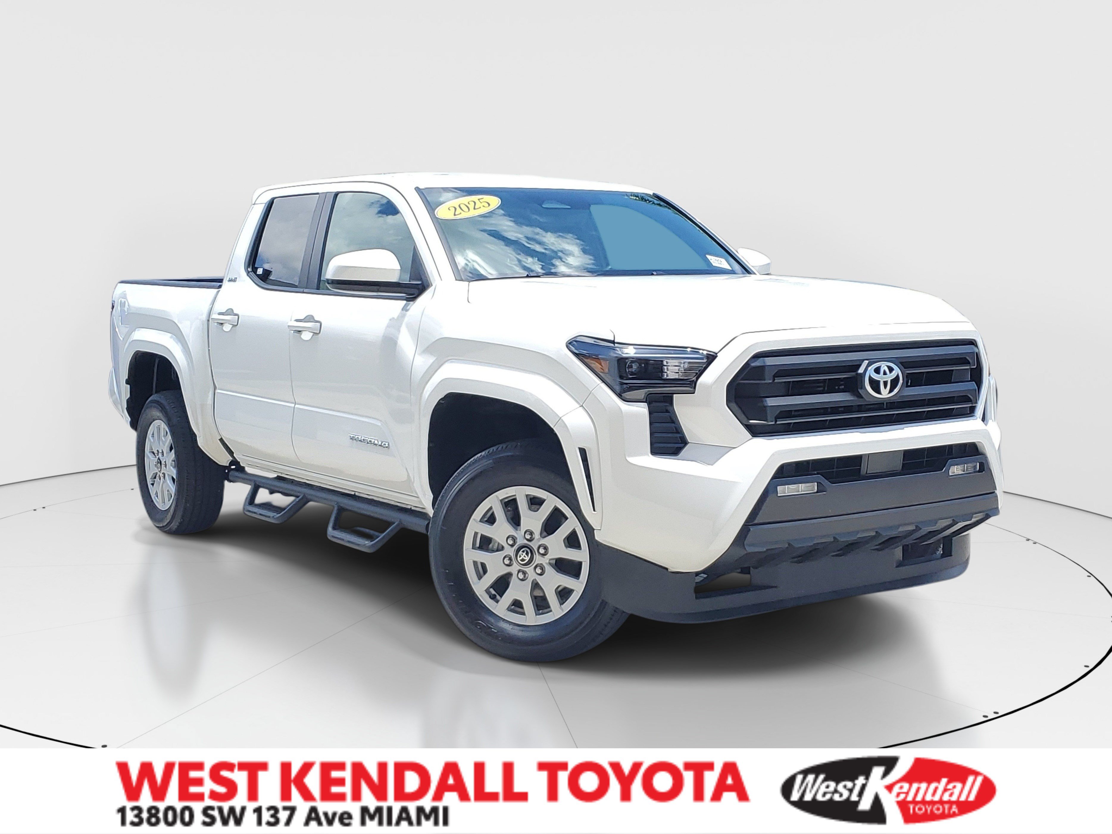 Used 2025 Toyota Tacoma SR5 RWD image 1