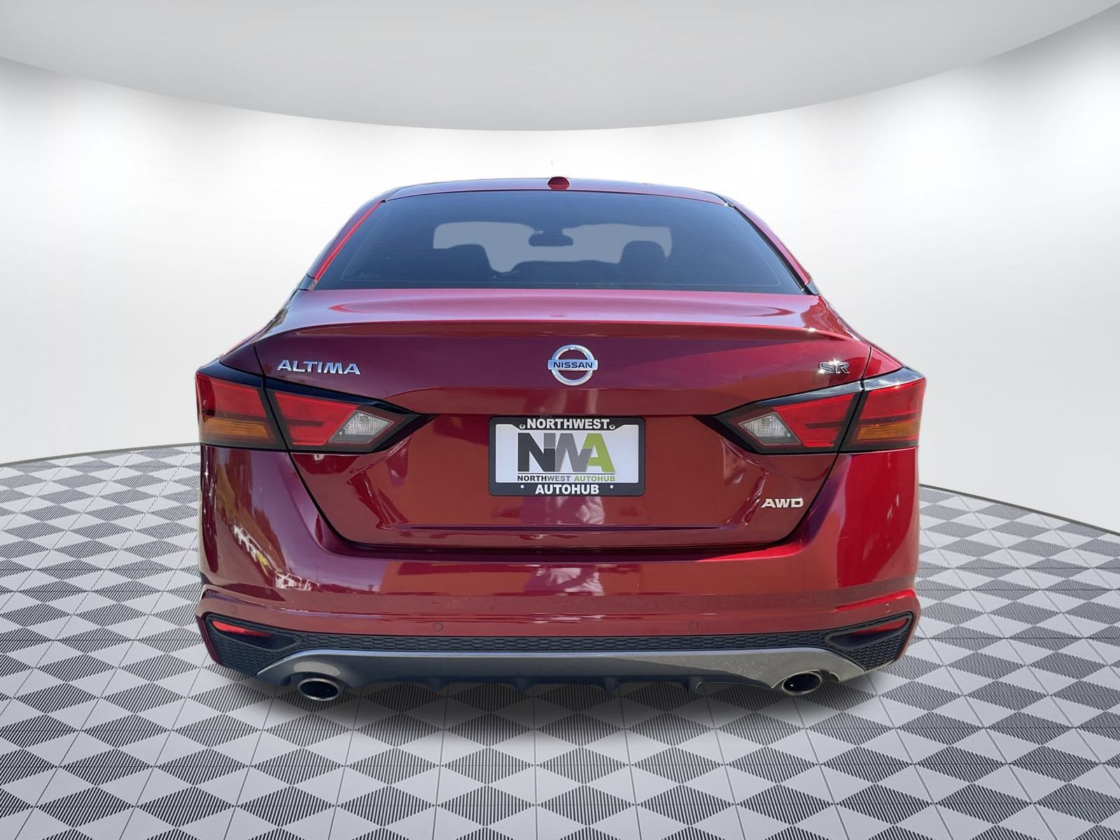 Used 2022 Nissan Altima 2.5 SR image 4