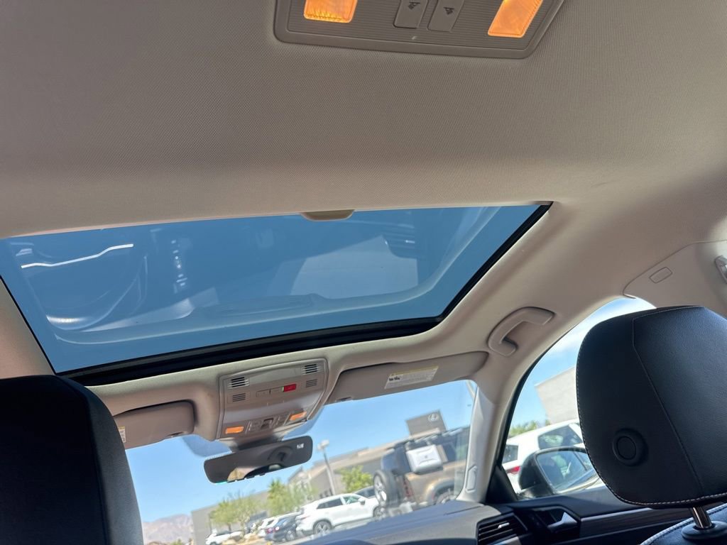 Used 2024 Volkswagen Jetta SEL FWD image 17