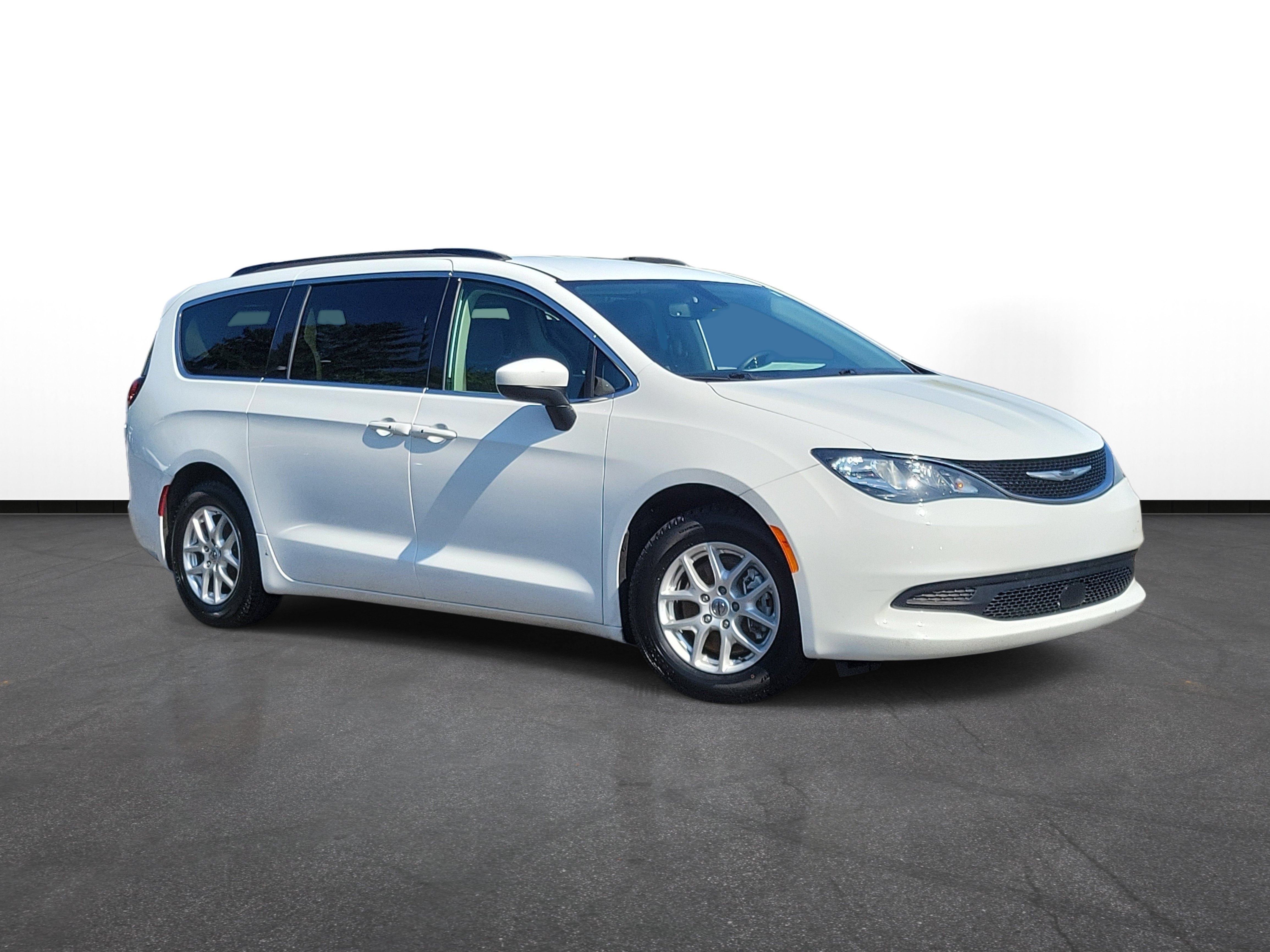 Used 2021 Chrysler Voyager Lxi