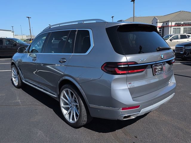 Used 2024 BMW X7 xDrive40i image 4