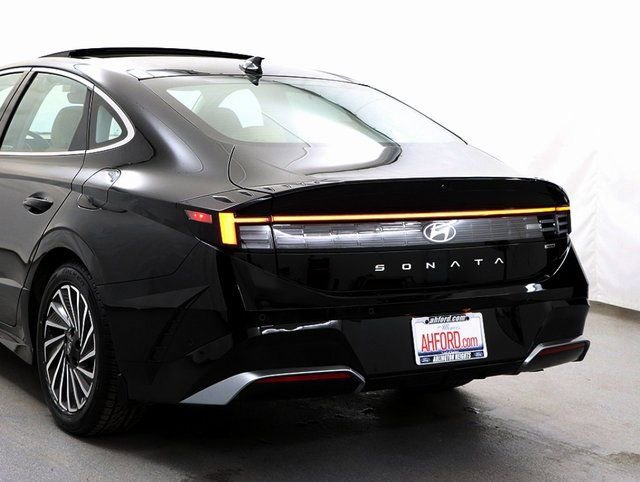 Used 2024 Hyundai Sonata Limited image 7