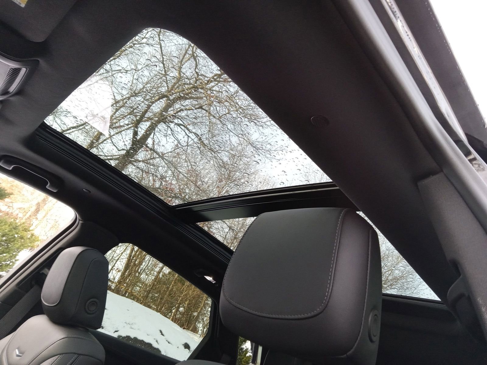 Used 2025 Cadillac XT5 Premium Luxury image 11