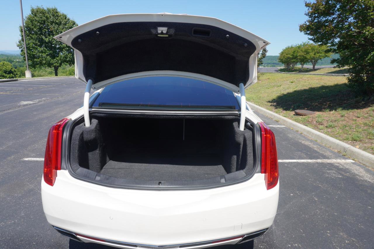 Used 2013 Cadillac XTS Luxury w/ Driver Awareness Package FWD image 29