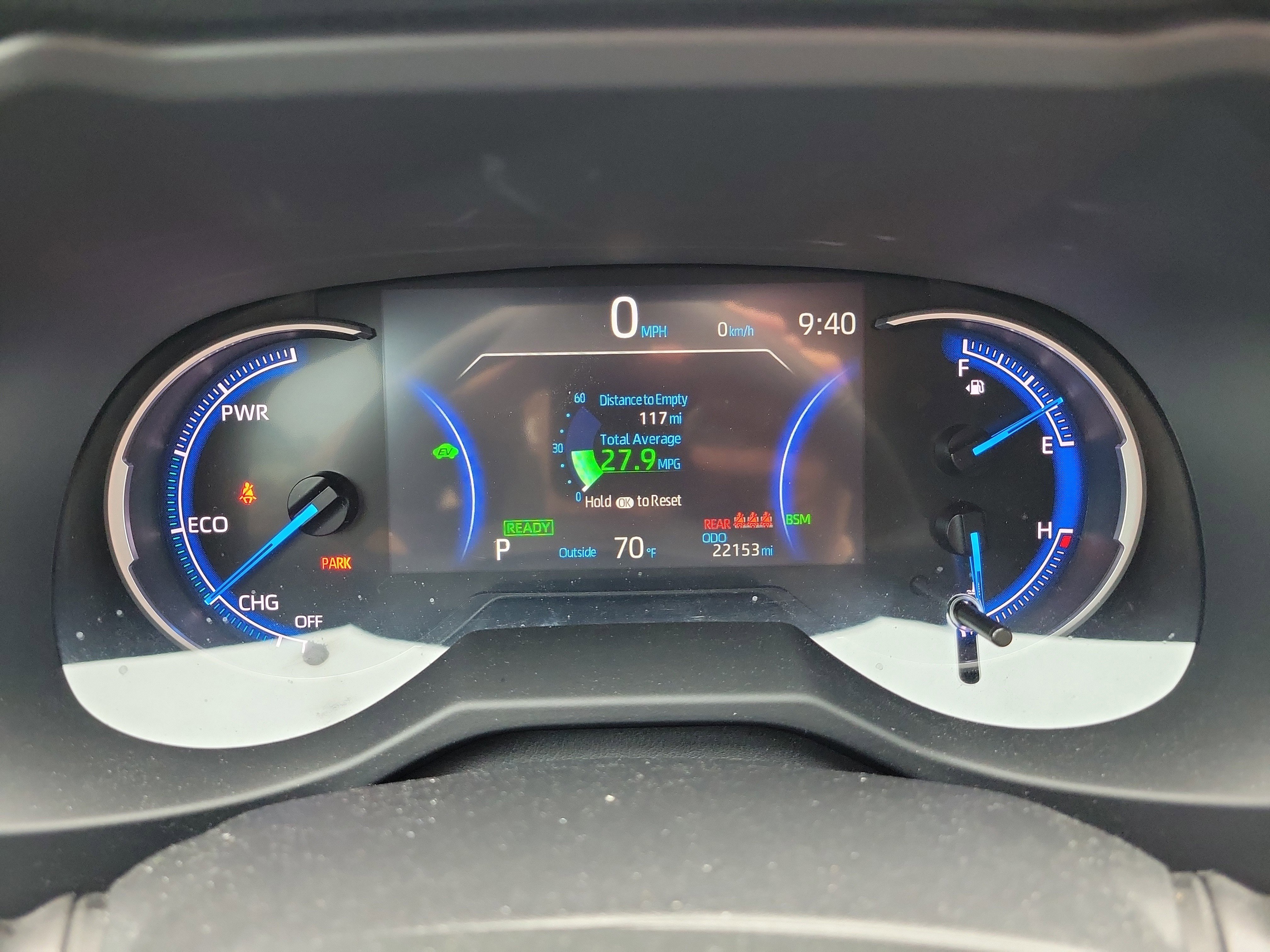 Used 2023 Toyota RAV4 SE image 25