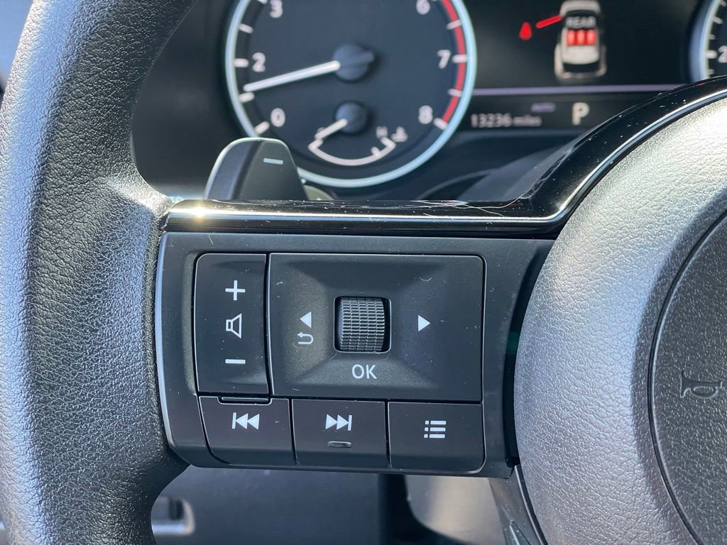 Certified 2023 Nissan Rogue SV image 16