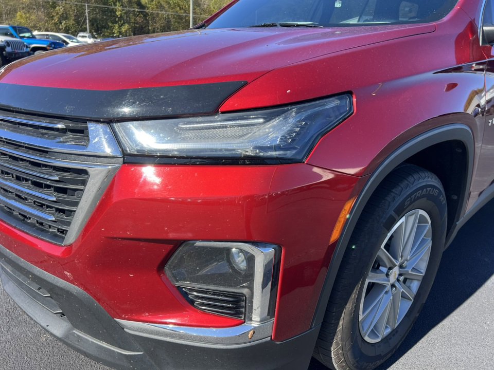 Used 2022 Chevrolet Traverse LT image 9
