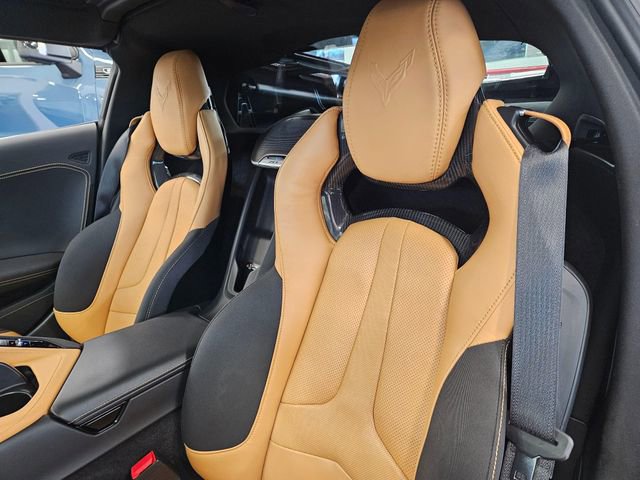 Used 2023 Chevrolet Corvette Stingray Preferred Cpe w/ Z51 Performance Package RWD image 19