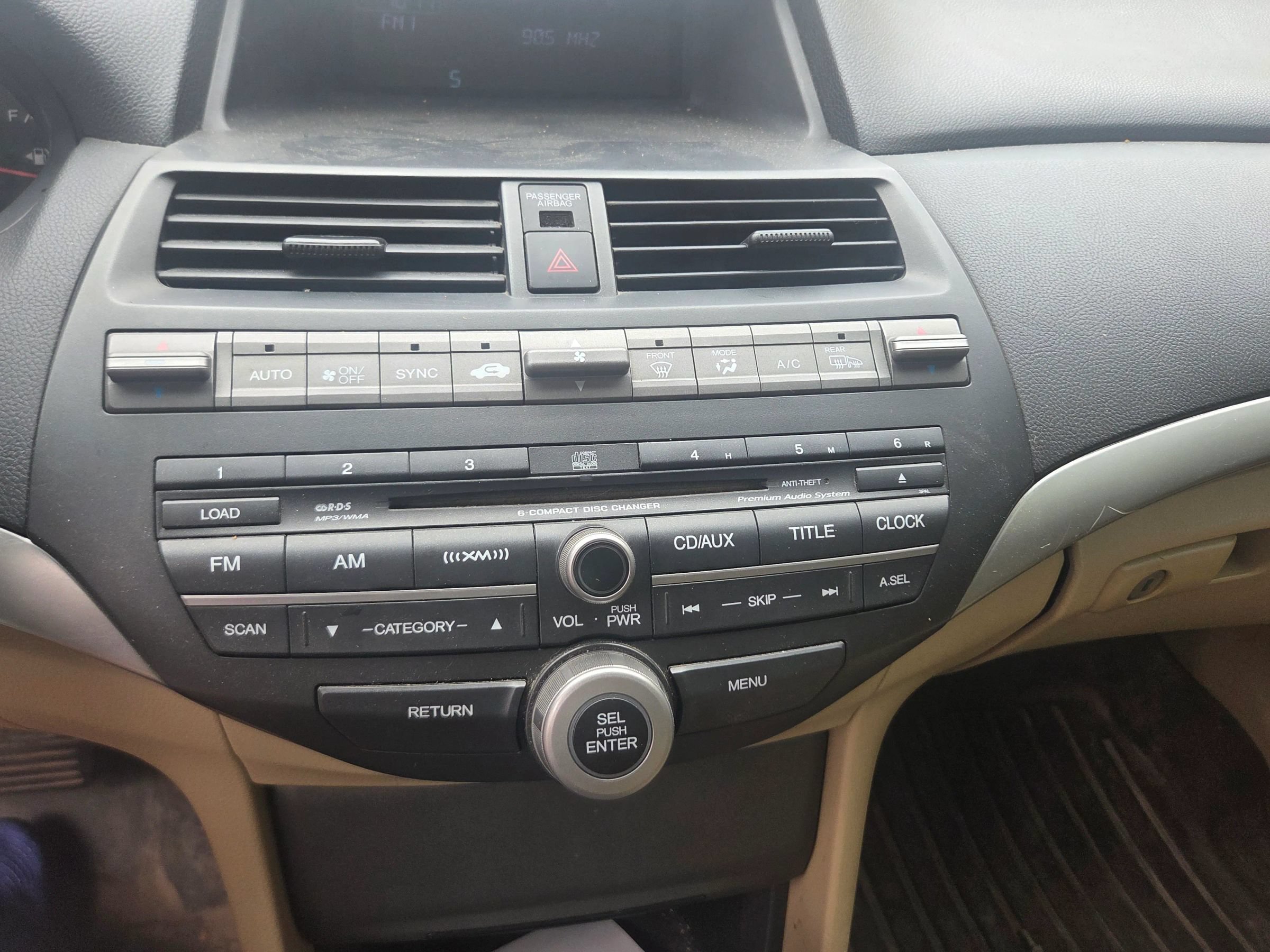 Used 2010 Honda Accord EX-L image 12