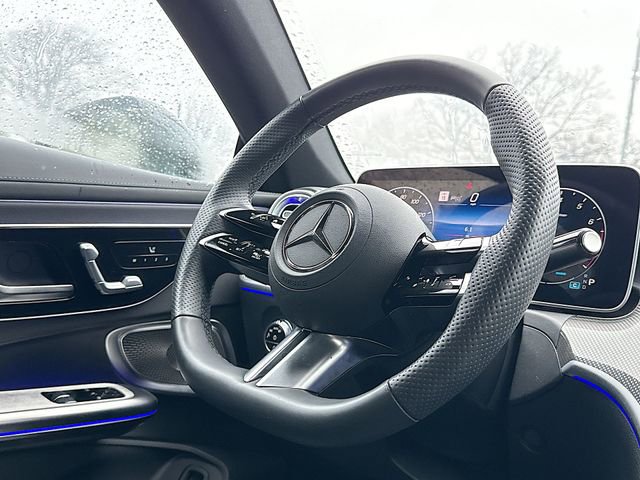 Used 2025 Mercedes-Benz CLE 300 4MATIC Coupe image 17