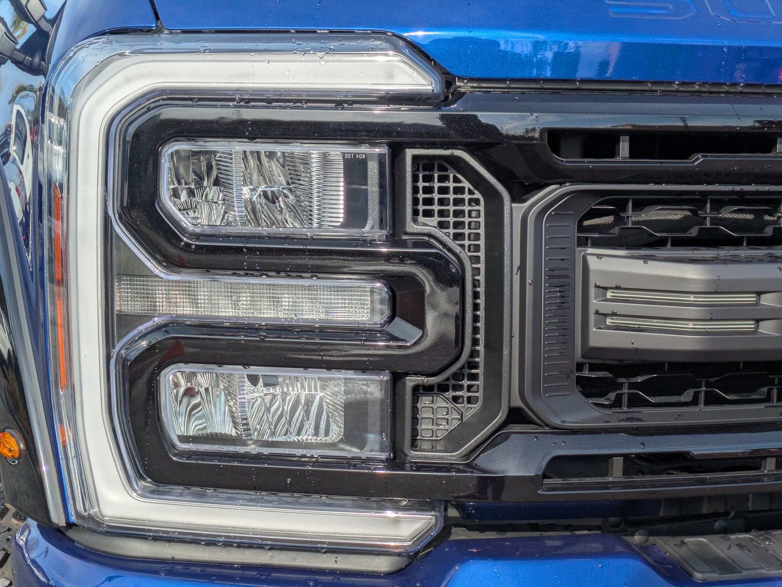 New 2026 Ford F250 Lariat w/ Black Appearance Package image 10